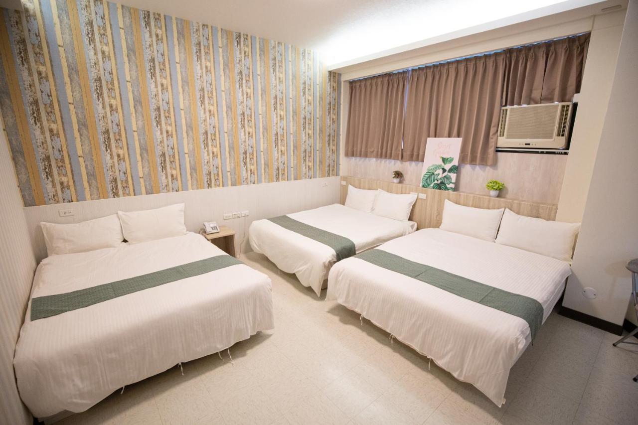 Jia-Jia Business Hotel Luodong Exterior photo